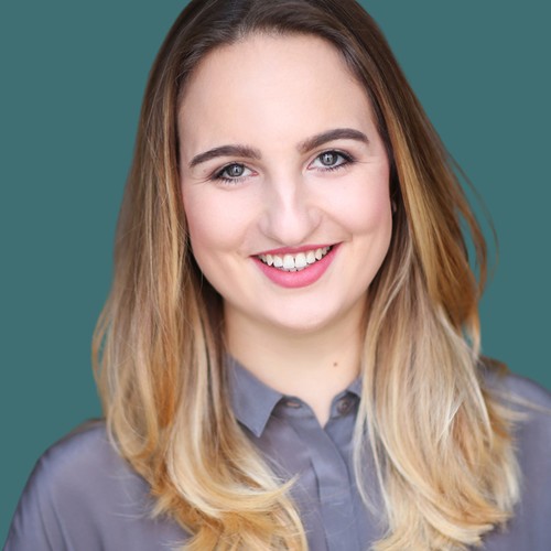 Julia – Marketing, contentlotse